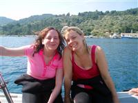 Croatia Diving: happy girs on the dive boat